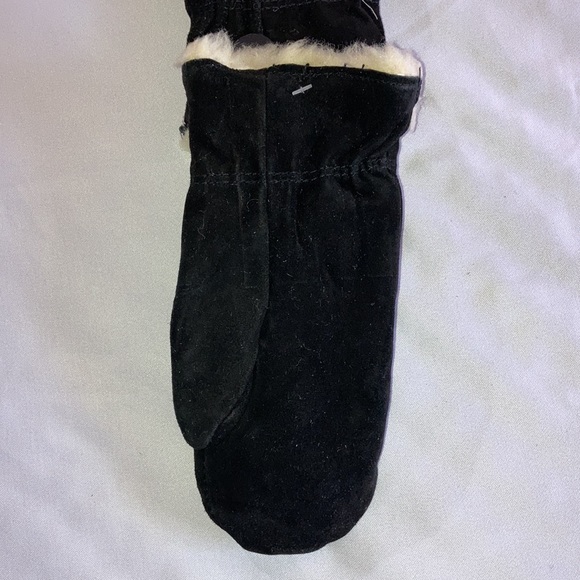 Brand New Kids Lined Leather Mittens - Picture 2 of 3